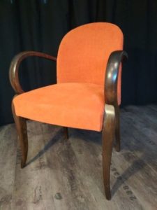 recouverture d'un fauteuil bridge par tapissier décorateur joinville-le-pont